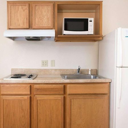 Woodspring Suites San Antonio Fort Sam Exterior photo