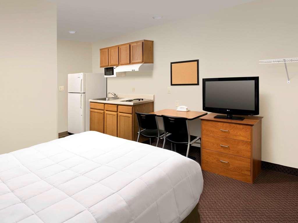 Woodspring Suites San Antonio Fort Sam Room photo